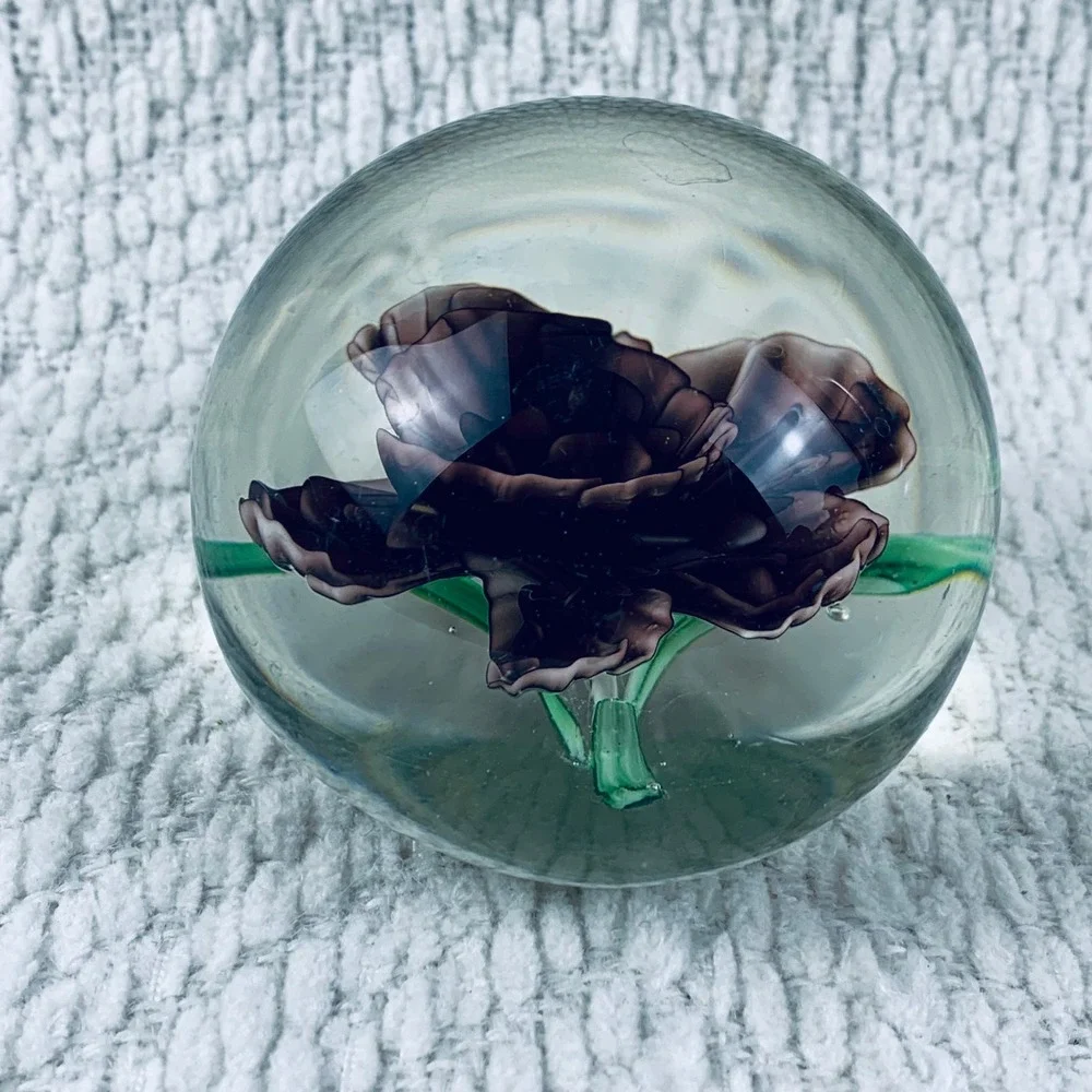 Vintage Glass Art Paperweight Encased Purple Iris Rose‎ Flower Floral Green Stem - Picture 5 of 8